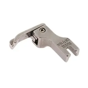 Chân vịt mí phải CR1/16N Susei, chân vịt máy may công nghiệp 1 kim 1/16 inch, loại bù phải khoảng 1,6mm, hỗ trợ may đường mí gần mép, dẫn vải ổn định và thay thế chân vịt cũ tương thích